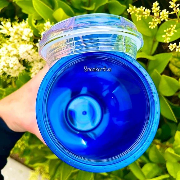 Starbucks coffee cup - Picture 7 of 12